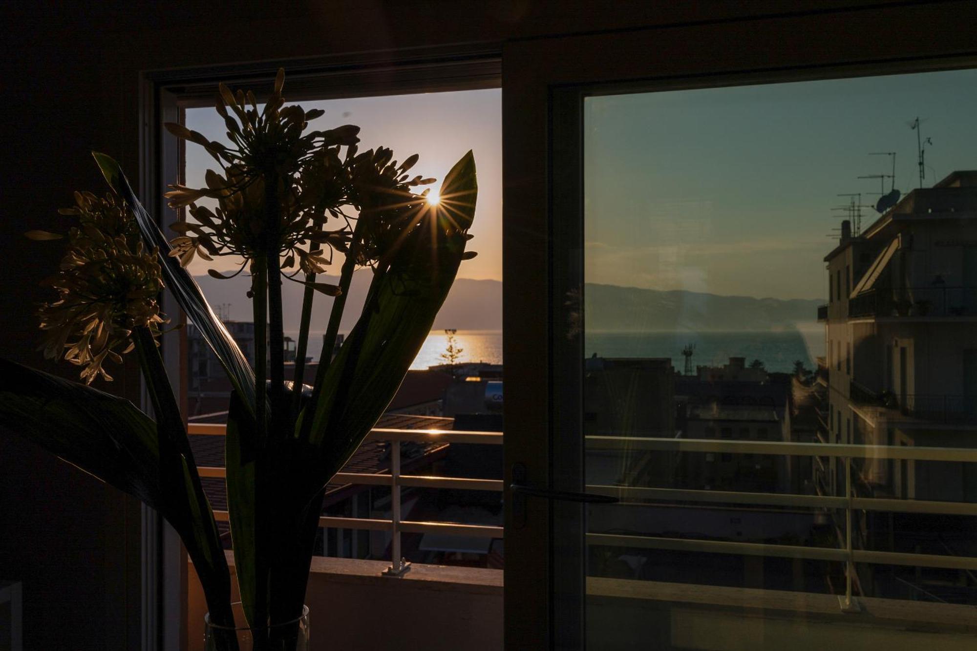 B&B Pellicano Guest House Reggio di Calabria Exteriör bild