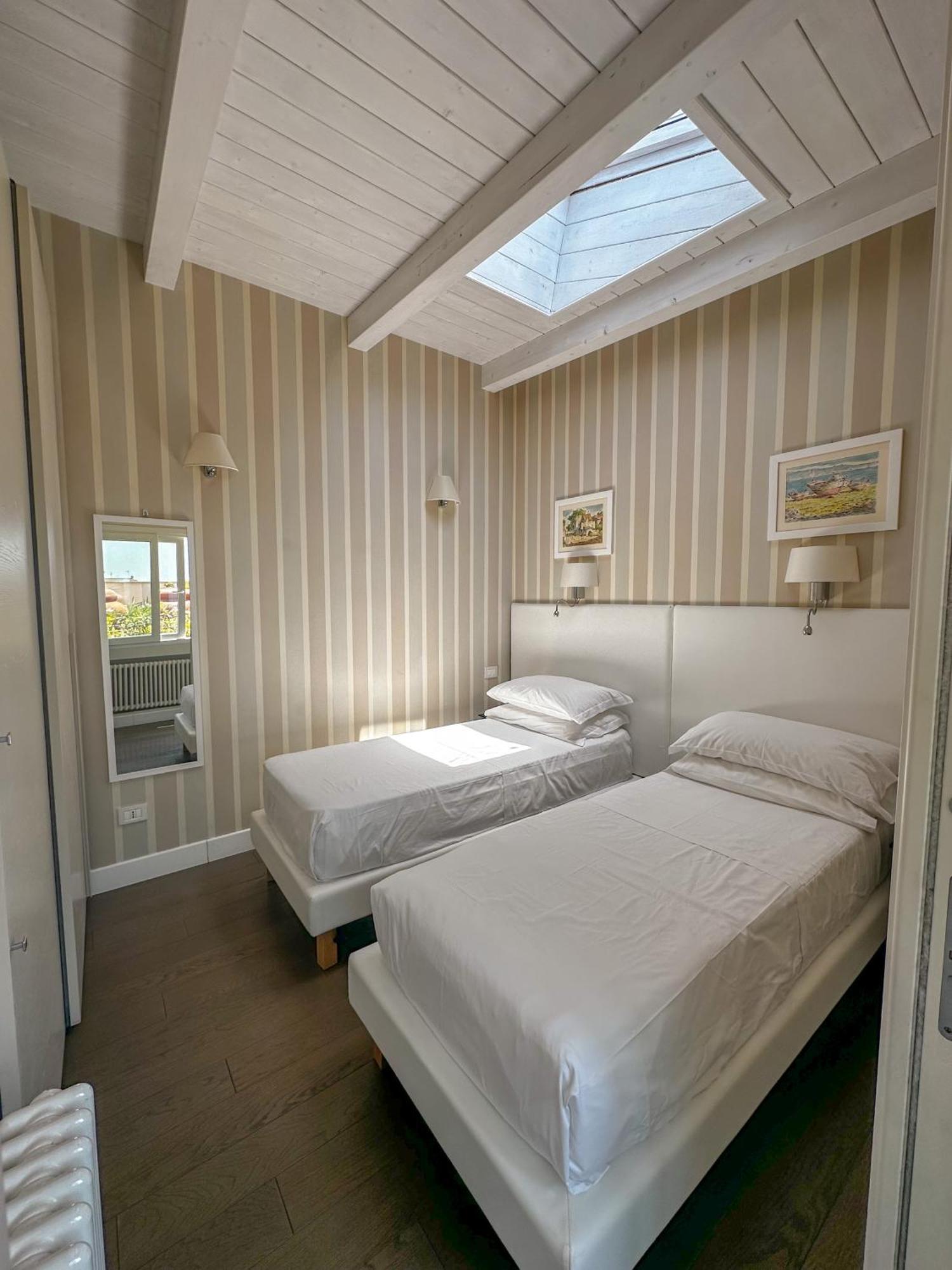 B&B Pellicano Guest House Reggio di Calabria Exteriör bild