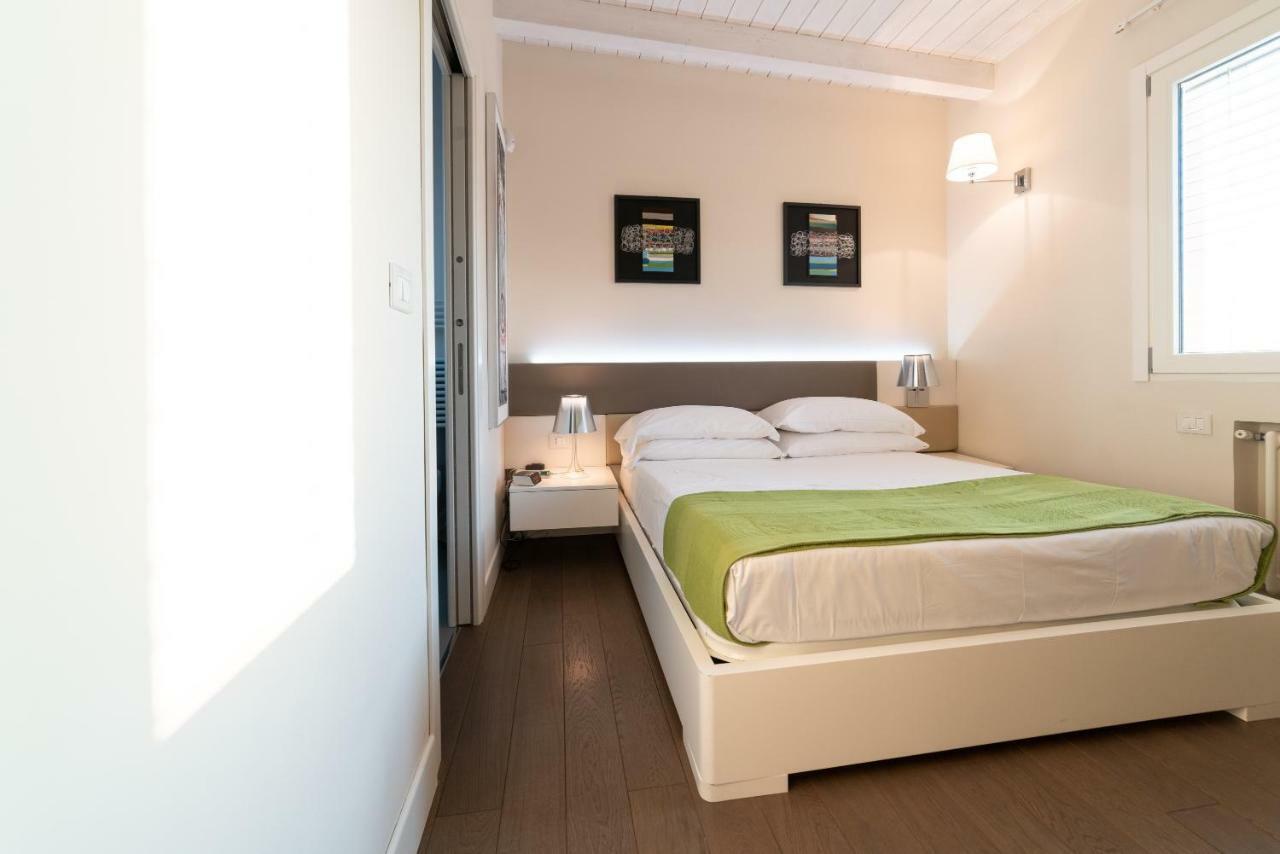 B&B Pellicano Guest House Reggio di Calabria Exteriör bild